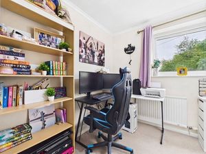 Bedroom- click for photo gallery